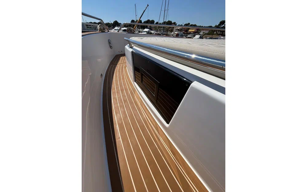 slider 11 Salpa Avantgarde 35