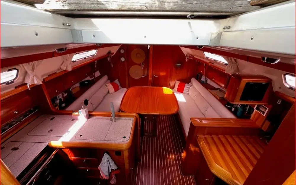 slider 8 Bavaria 36 Cruiser