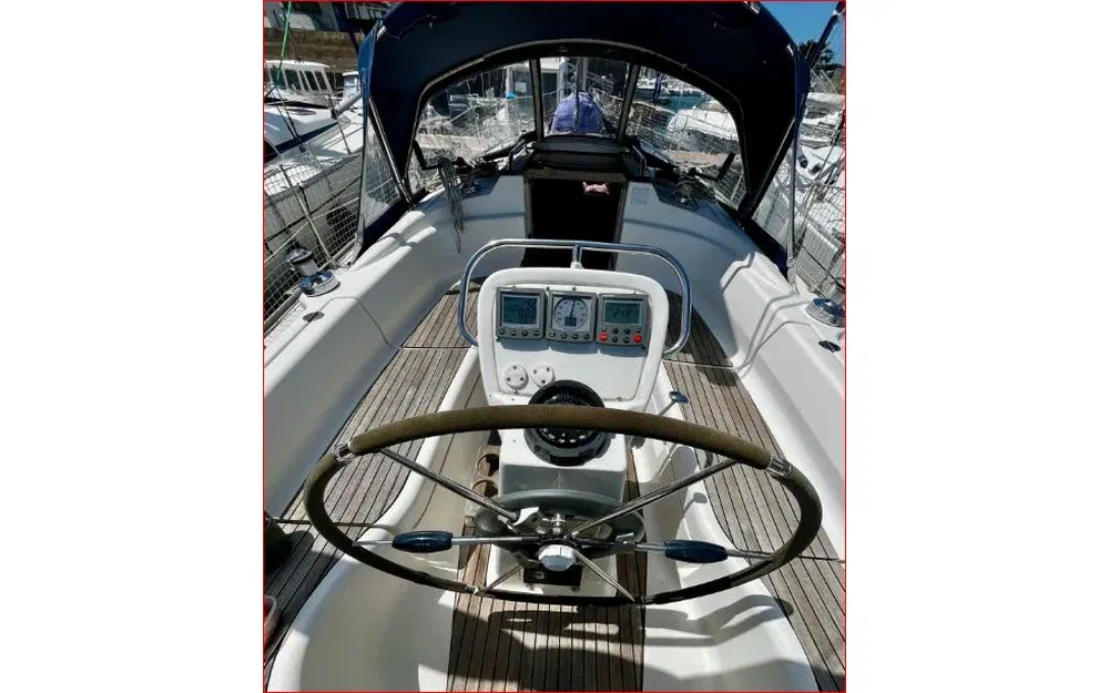 slider 6 Bavaria 36 Cruiser