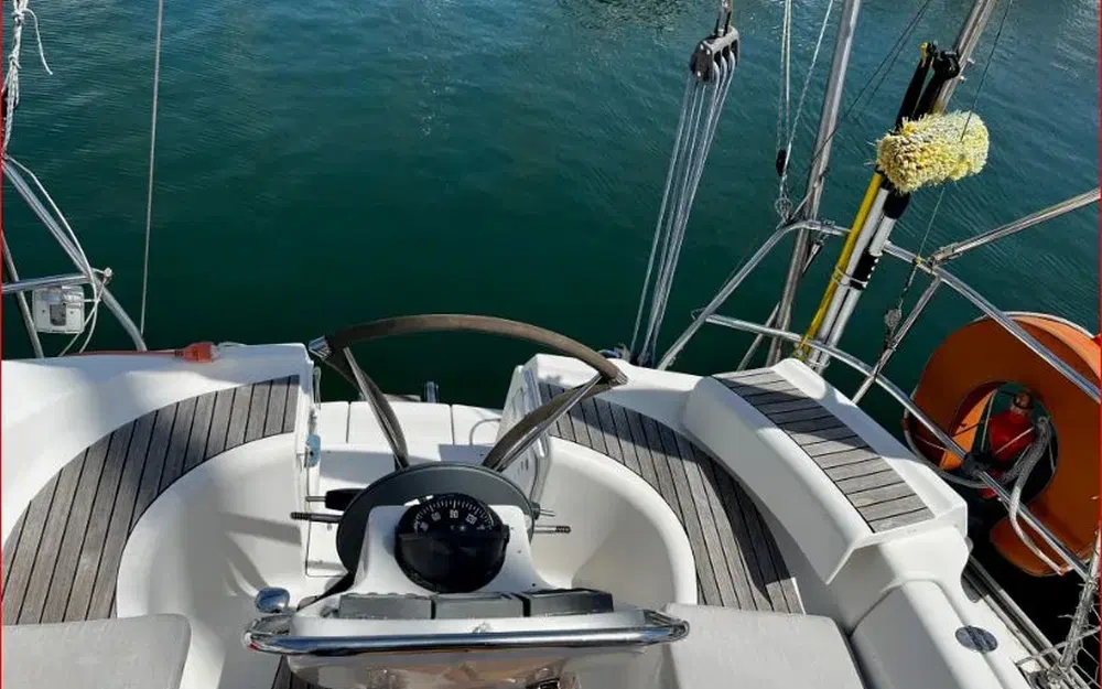 slider 5 Bavaria 36 Cruiser