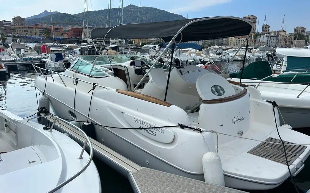 slider 3 Jeanneau Leader 805