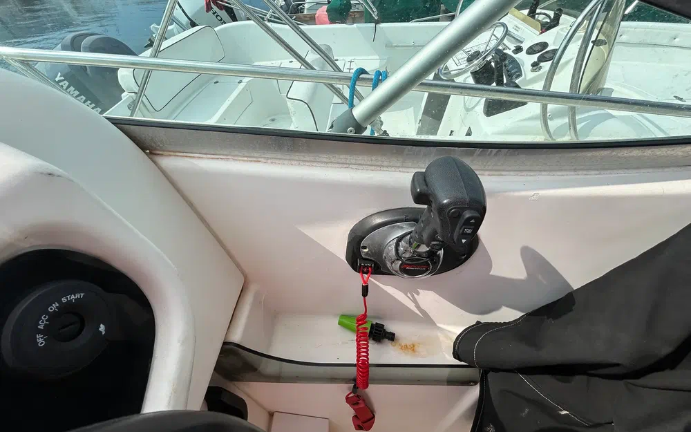 slider 8 Jeanneau Leader 805