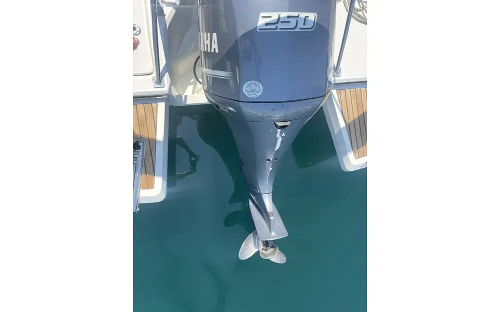 slider 7 Jeanneau Cap Camarat 7.5 WA Serie 2