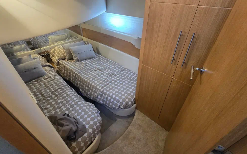 slider 36 Rodman Muse 44