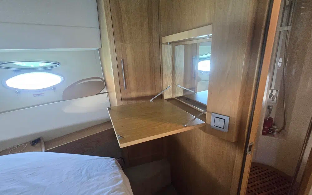 slider 43 Rodman Muse 44