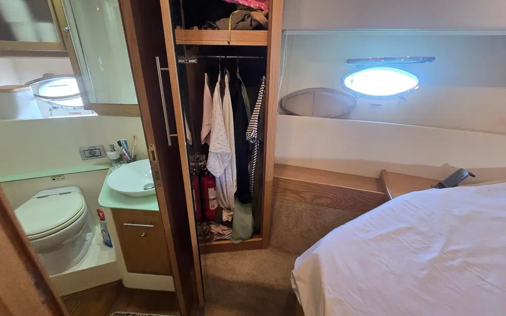 slider 48 Rodman Muse 44