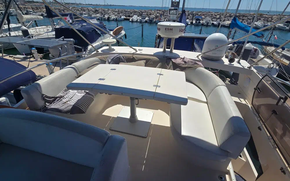slider 8 Rodman Muse 44