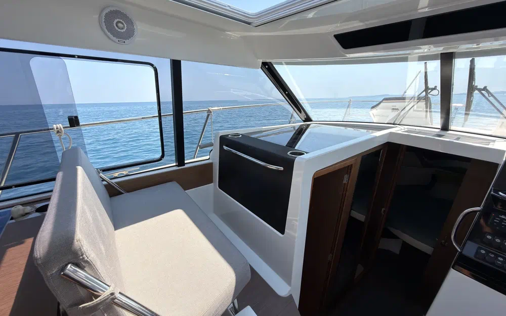 slider 23 Jeanneau Merry Fisher 1095