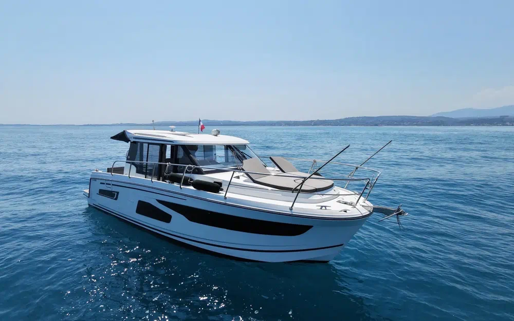 slider 3 Jeanneau Merry Fisher 1095