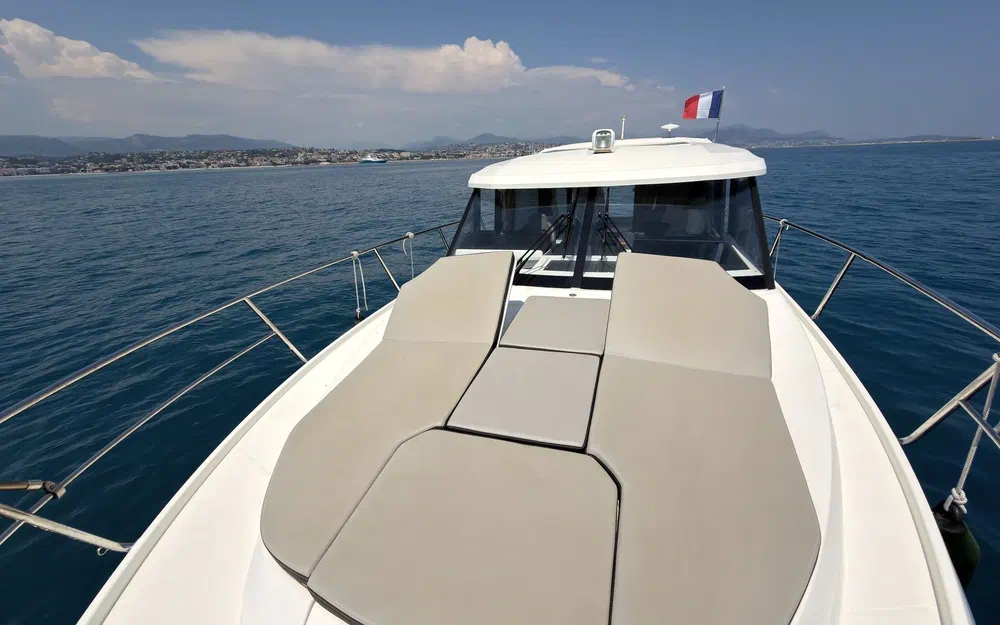 slider 6 Jeanneau Merry Fisher 1095