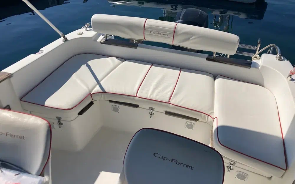 slider 4 B2 Marine CAP FERRET 650 CC