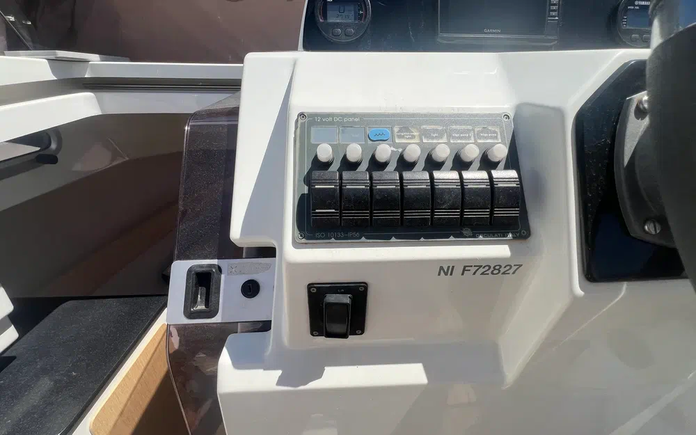slider 32 Pacific Craft 650 SC