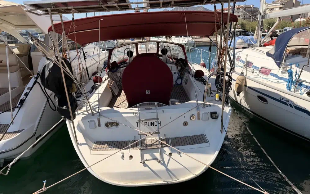 slider 2 Beneteau Oceanis 390
