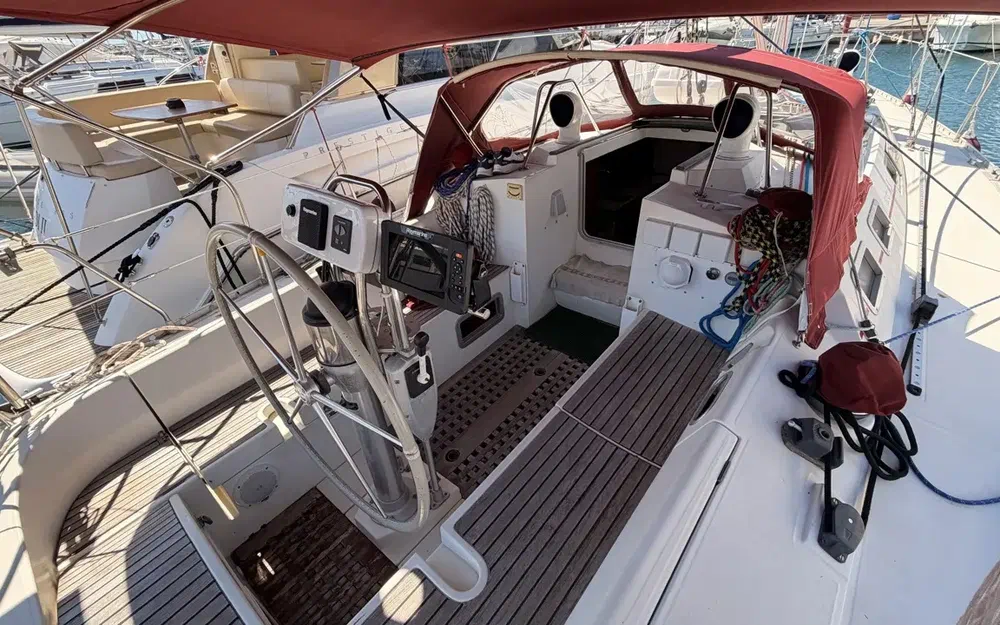 slider 5 Beneteau Oceanis 390
