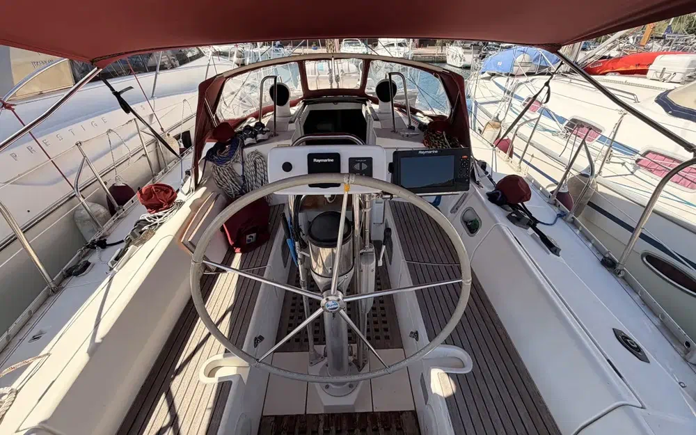 slider 6 Beneteau Oceanis 390