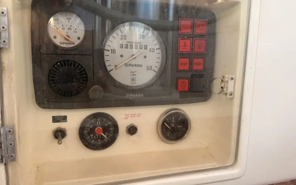 slider 8 Beneteau Oceanis 390
