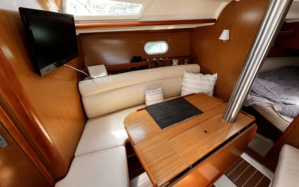 slider 18 Jeanneau Sun Odyssey 32 i