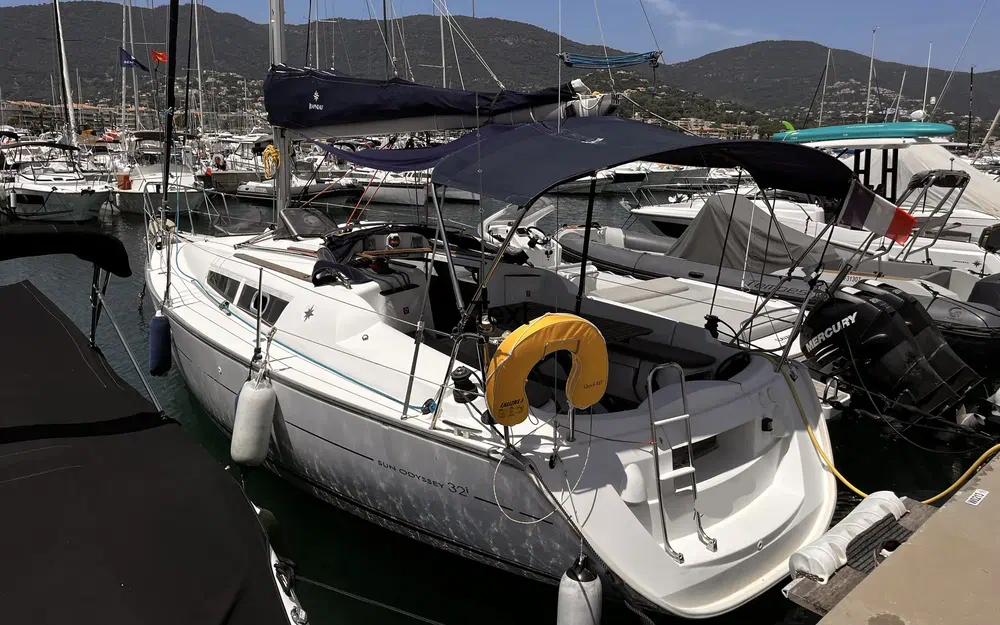 slider 2 Jeanneau Sun Odyssey 32 i