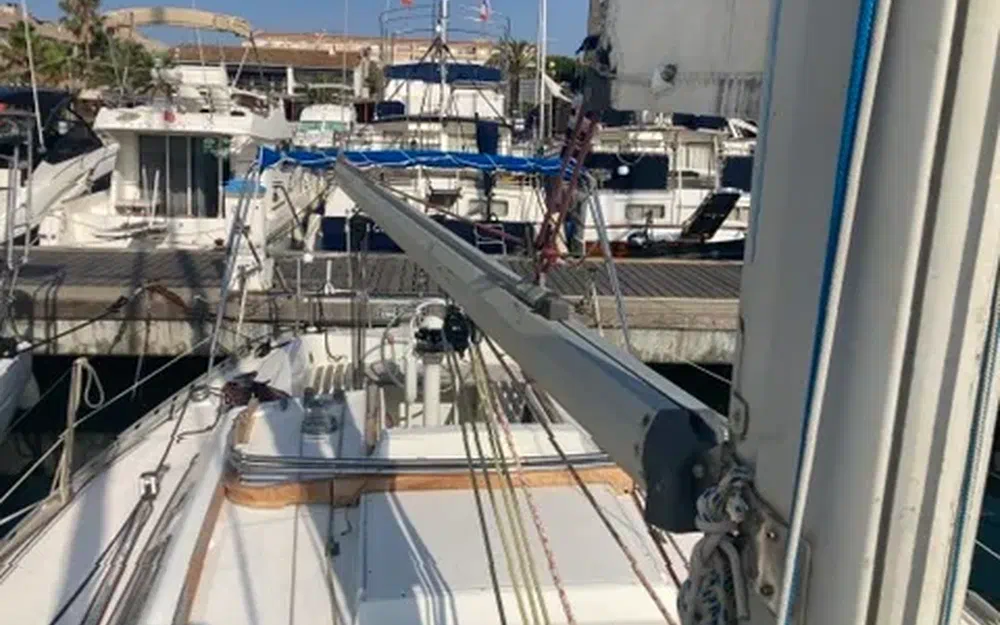 slider 14 Beneteau First 35