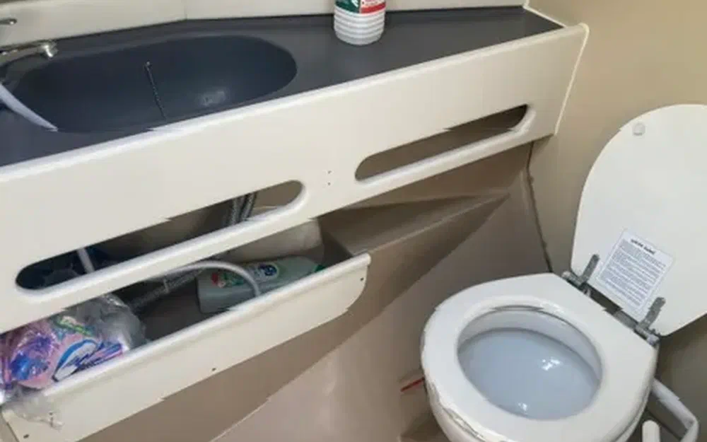 slider 23 Beneteau First 35
