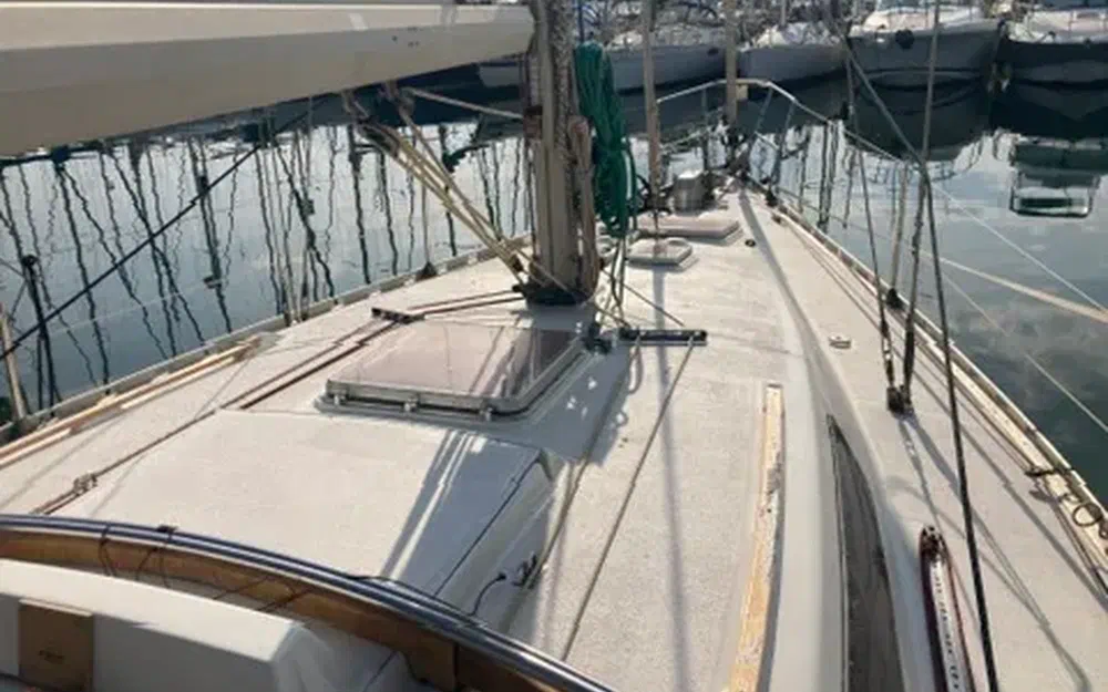 slider 13 Beneteau First 35