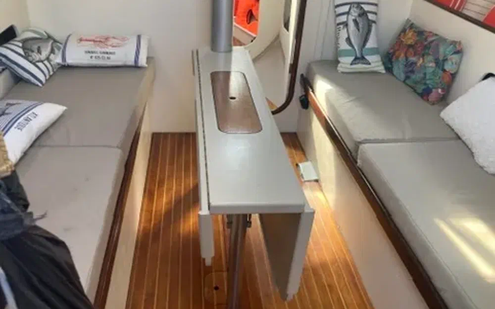 slider 16 Beneteau First 35