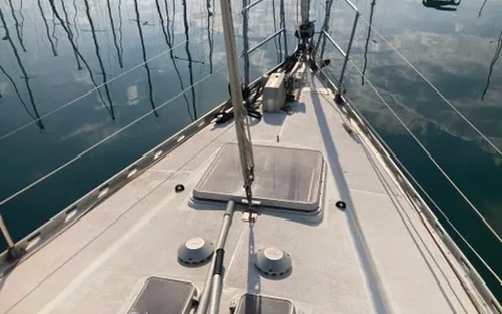 slider 10 Beneteau First 35