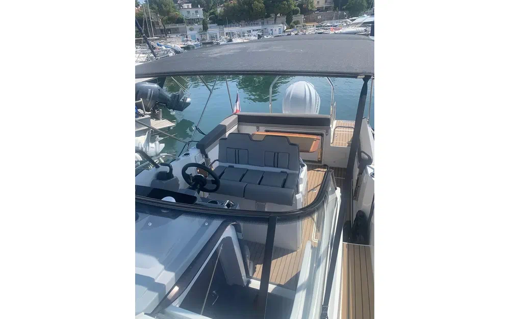 slider 13 Yamaha 300