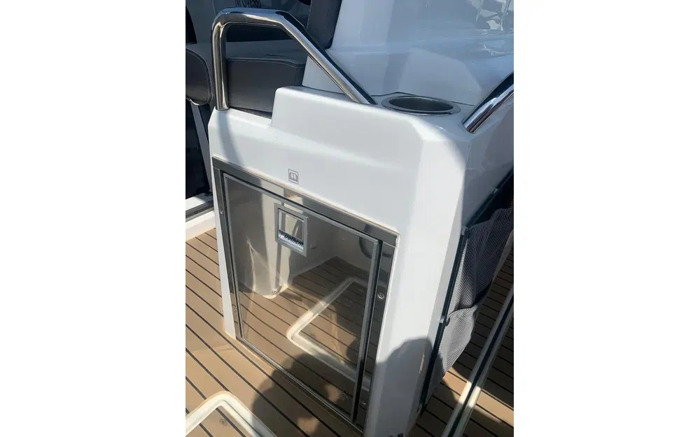 slider 14 Yamaha 300