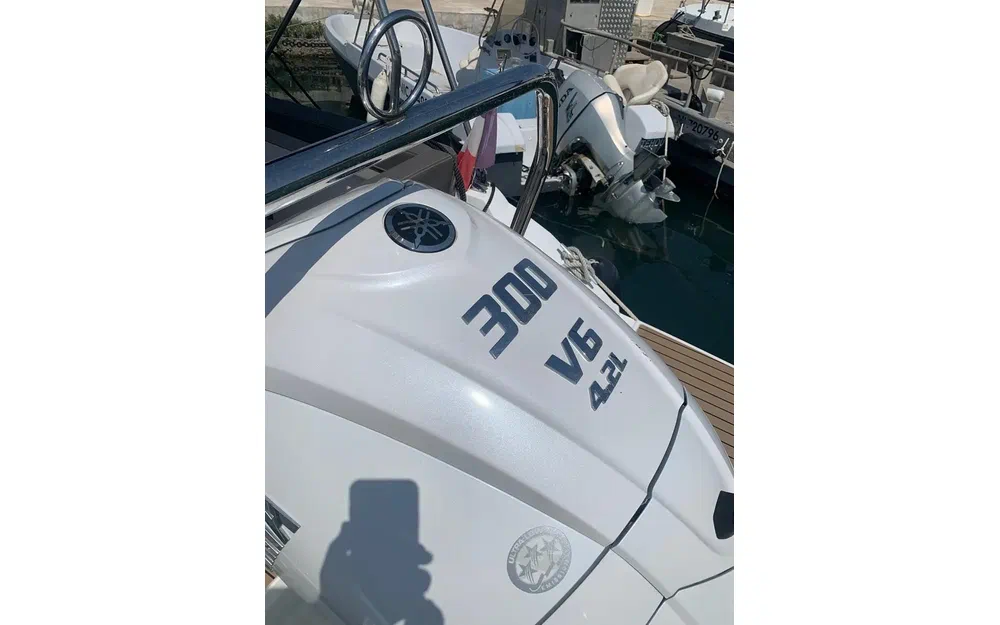 slider 15 Yamaha 300