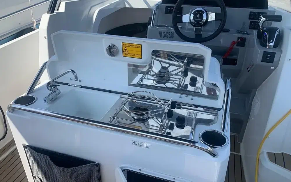 slider 8 Yamaha 300