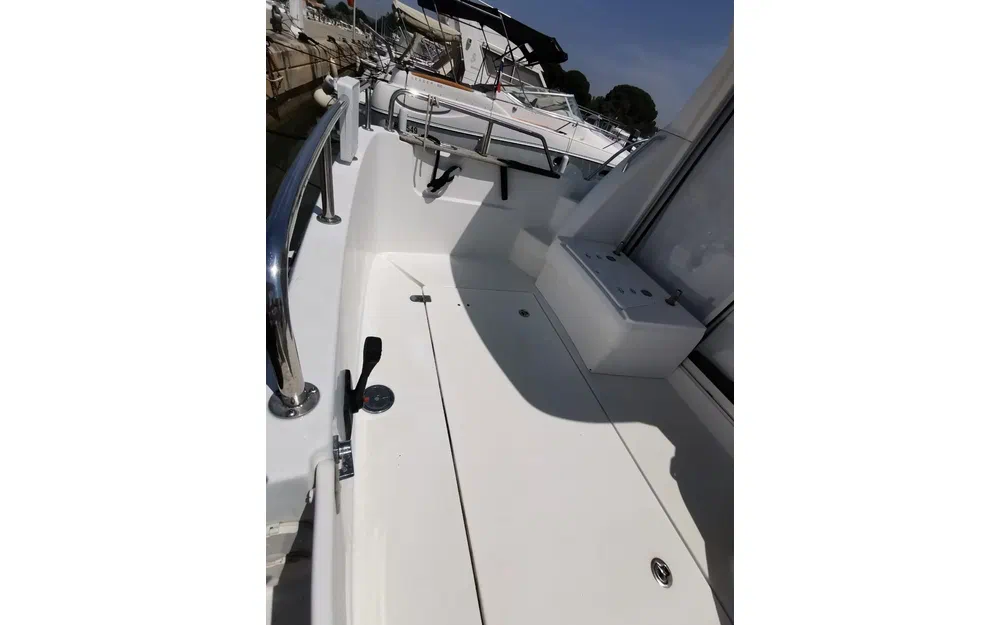 slider 6 Beneteau antares 8s
