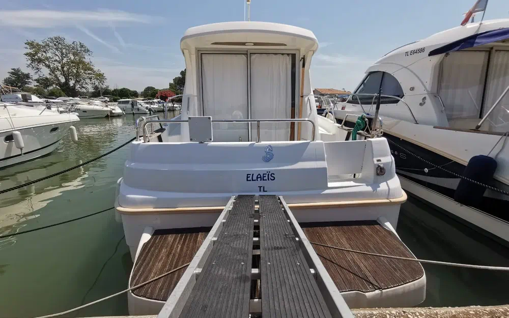 slider 7 Beneteau antares 8s