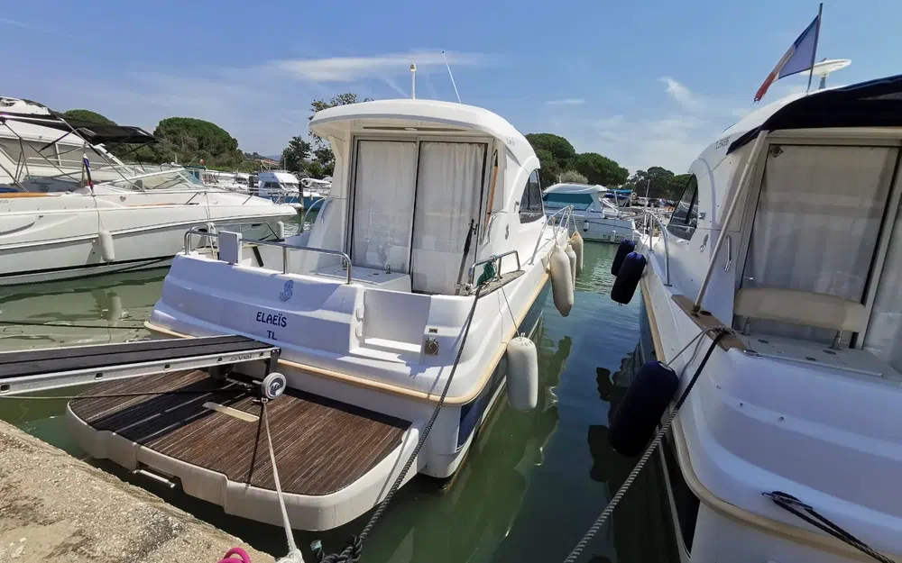slider 3 Beneteau antares 8s