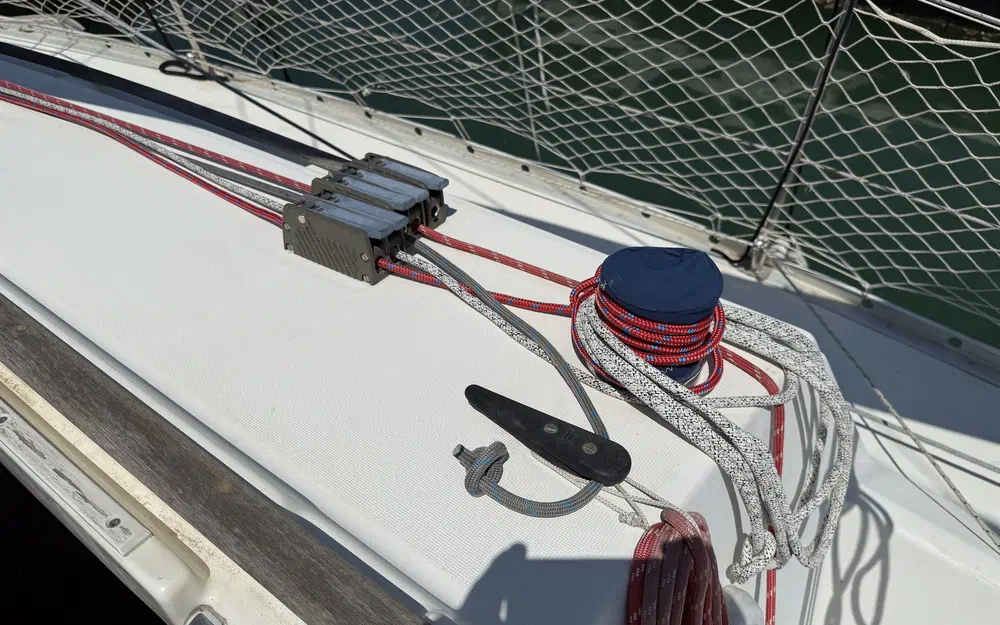 slider 14 Beneteau First 285