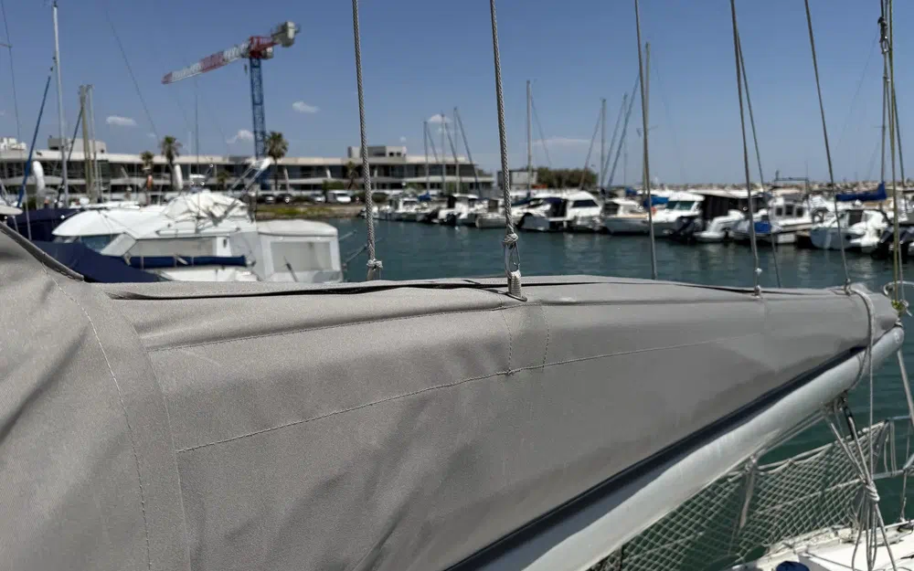 slider 8 Beneteau First 285