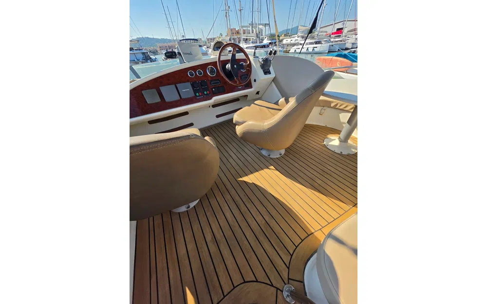 slider 11 Jeanneau Prestige 36