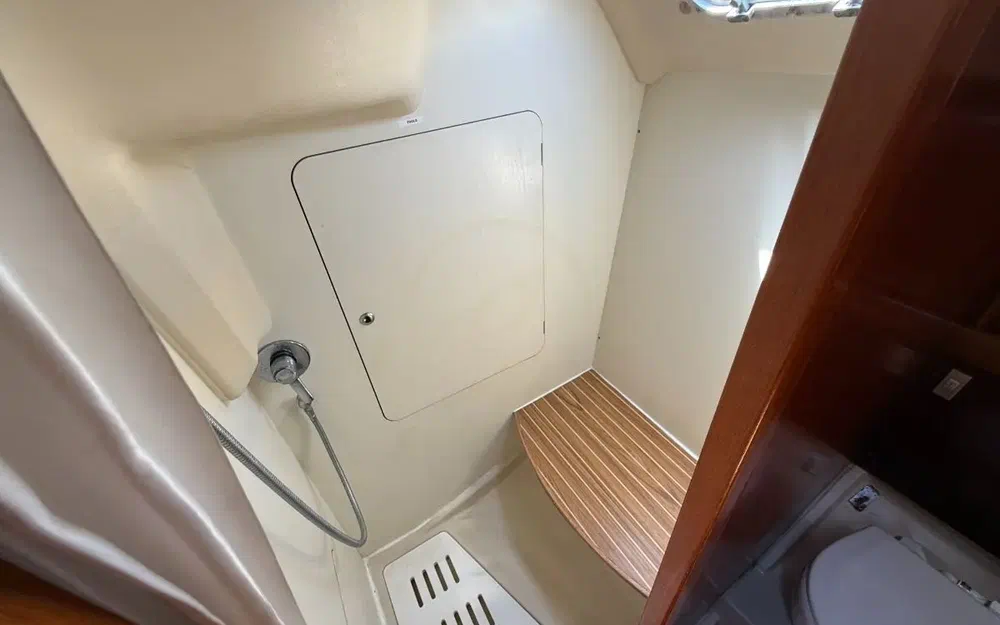 slider 33 Grand Soleil 37