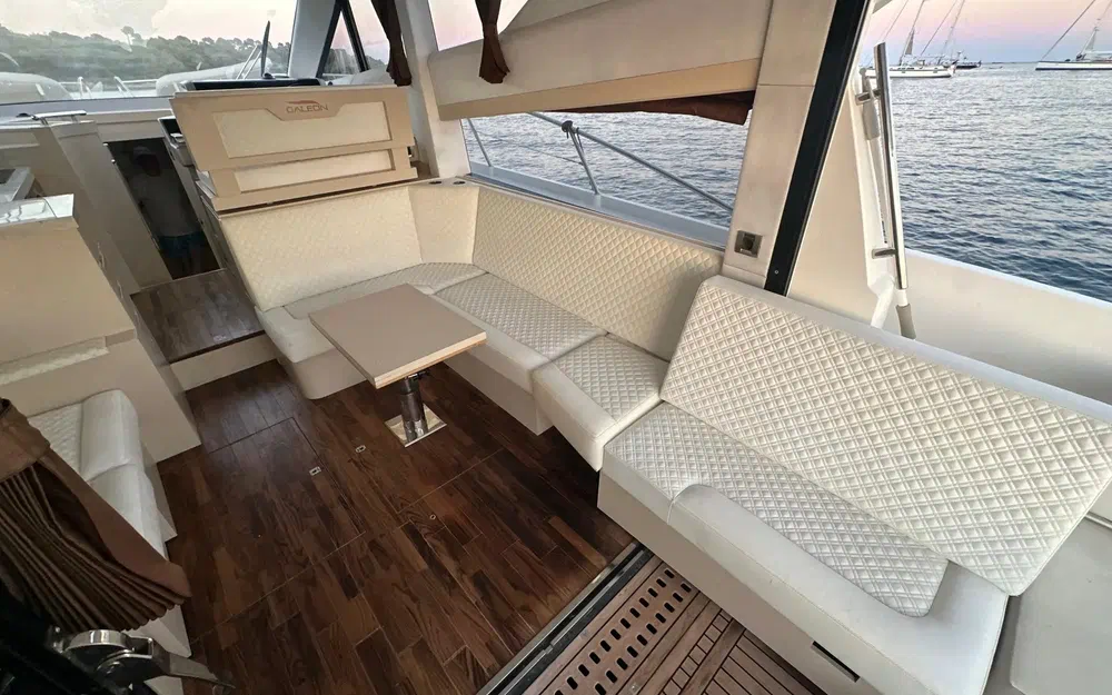 slider 24 Galeon 420 Fly