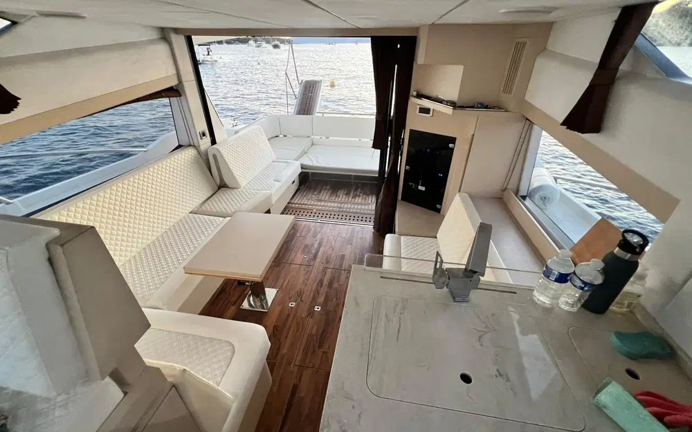 slider 25 Galeon 420 Fly