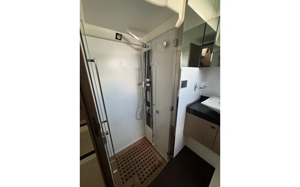 slider 10 Prestige Yachts 500 Fly