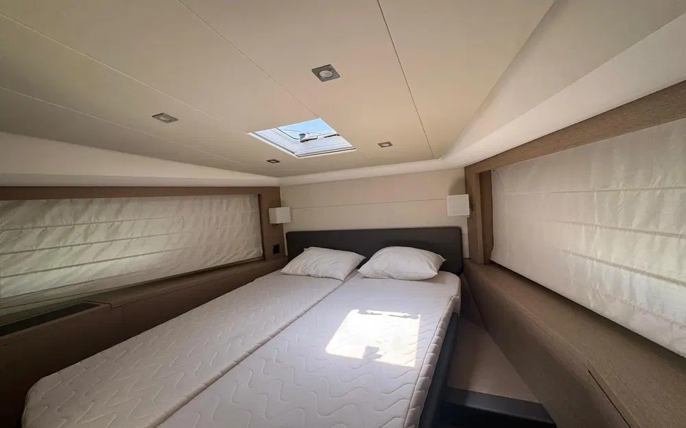 slider 15 Prestige Yachts 500 Fly