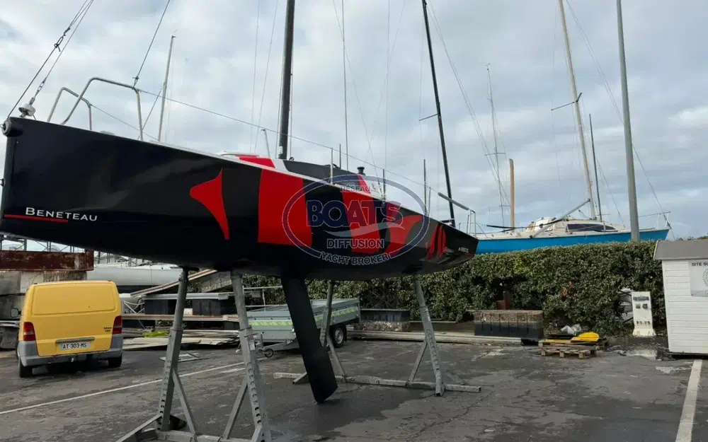 slider 5 Beneteau First 24 SE