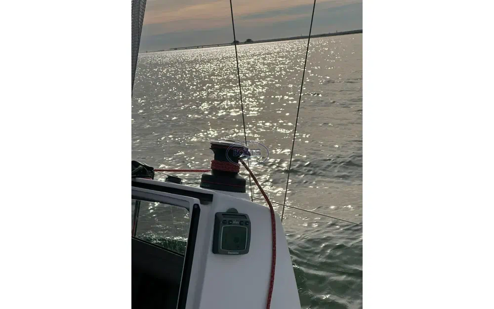 slider 6 Beneteau First 24 SE
