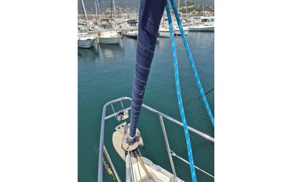 slider 17 Jeanneau Sun Odyssey 32 i