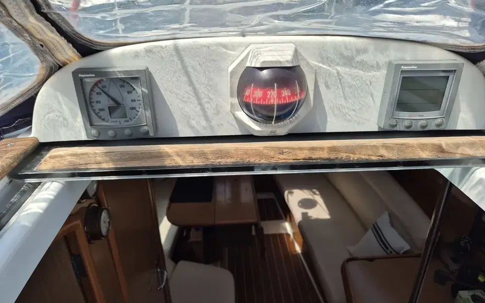 slider 19 Jeanneau Sun Odyssey 32 i