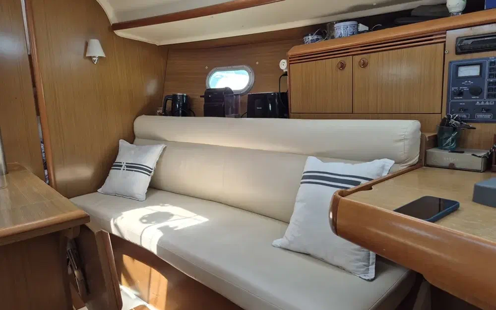 slider 24 Jeanneau Sun Odyssey 32 i
