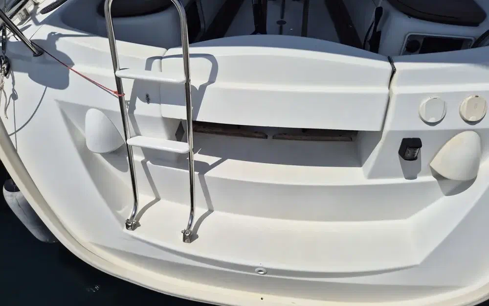 slider 3 Jeanneau Sun Odyssey 32 i