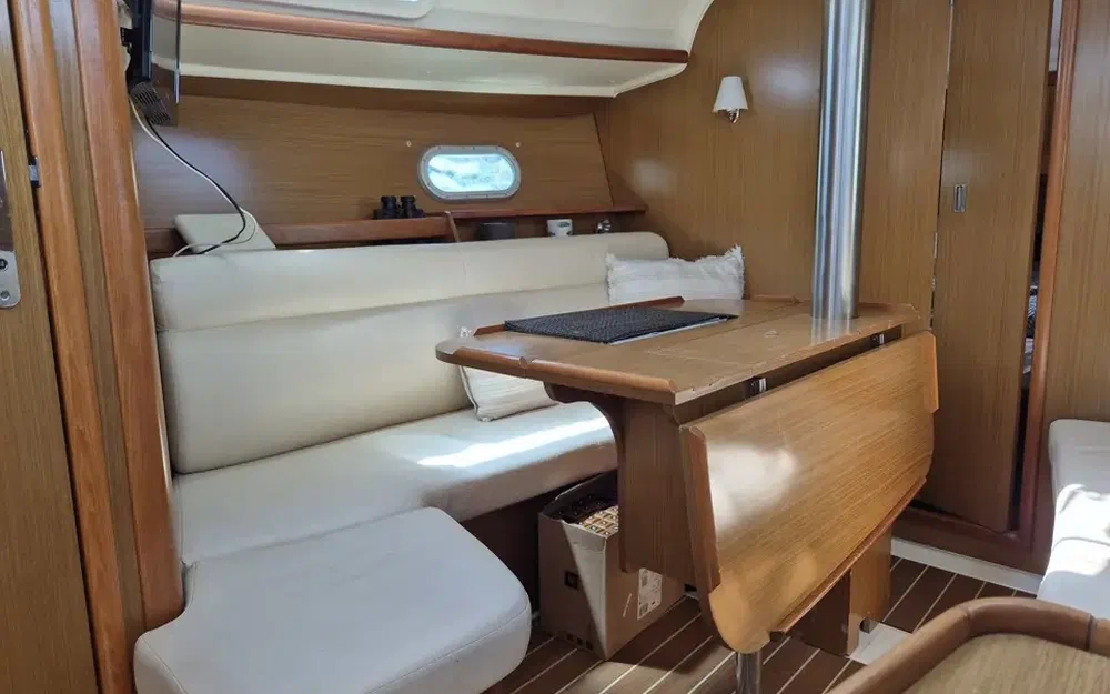 slider 45 Jeanneau Sun Odyssey 32 i