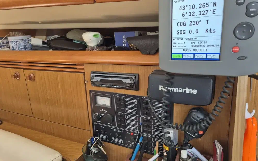 slider 52 Jeanneau Sun Odyssey 32 i